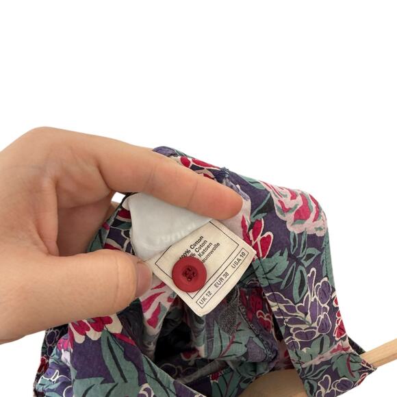 Laura Ashley Floral Sleeveless Jumpsuit Button Front Scoop Neck Size 10 - Picture 12 of 12